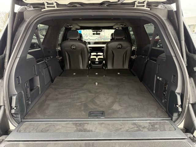Used 2025 Lincoln Navigator L Black Label image 9