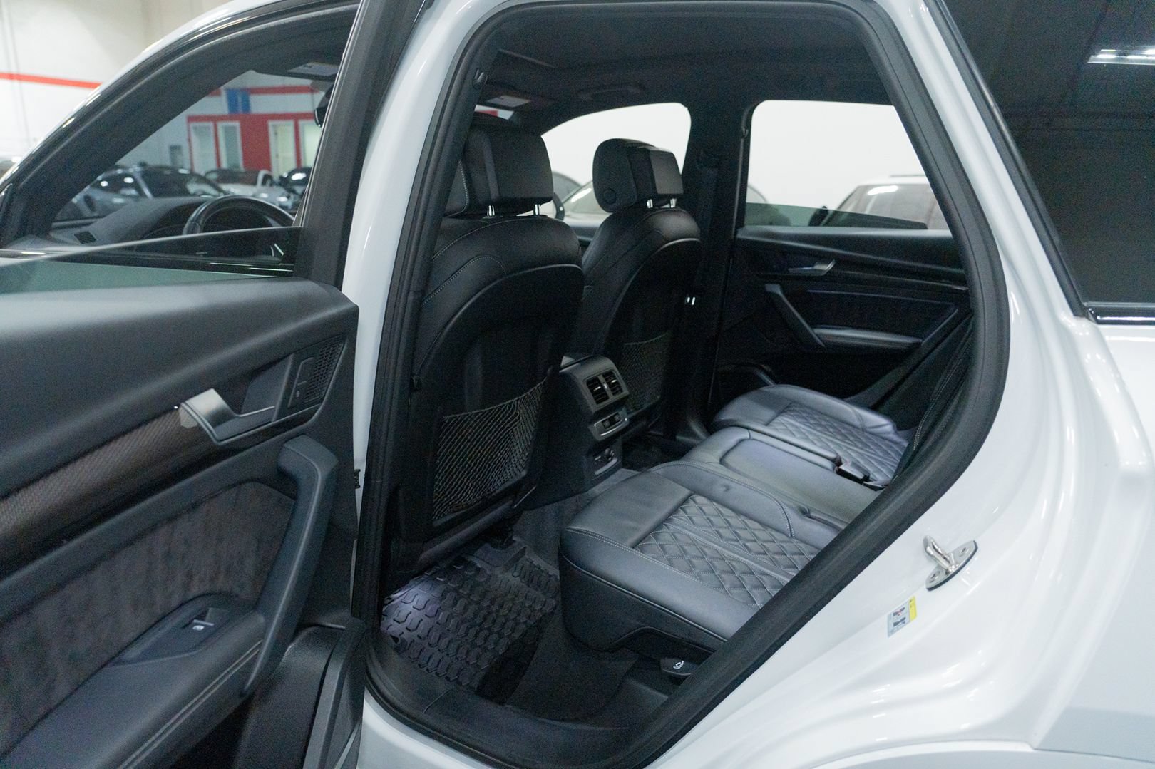 Used 2020 Audi SQ5 Premium Plus w/ Premium Plus Package AWD/4WD image 24