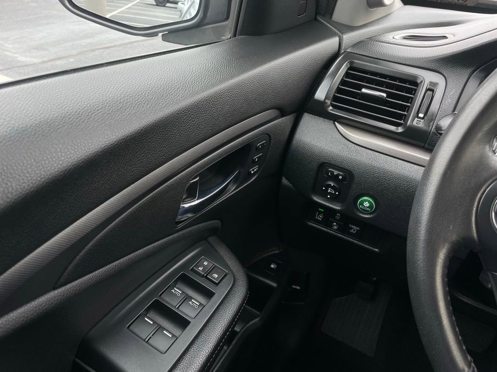 Certified 2023 Honda Ridgeline RTL image 23