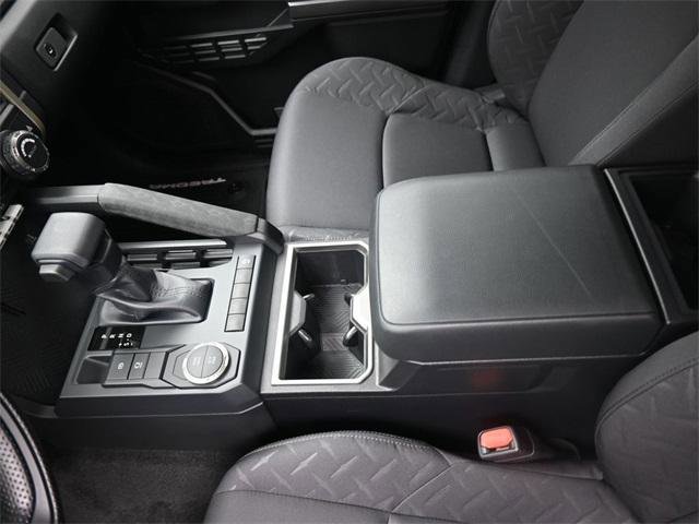 Certified 2025 Toyota Tacoma SR5 image 31