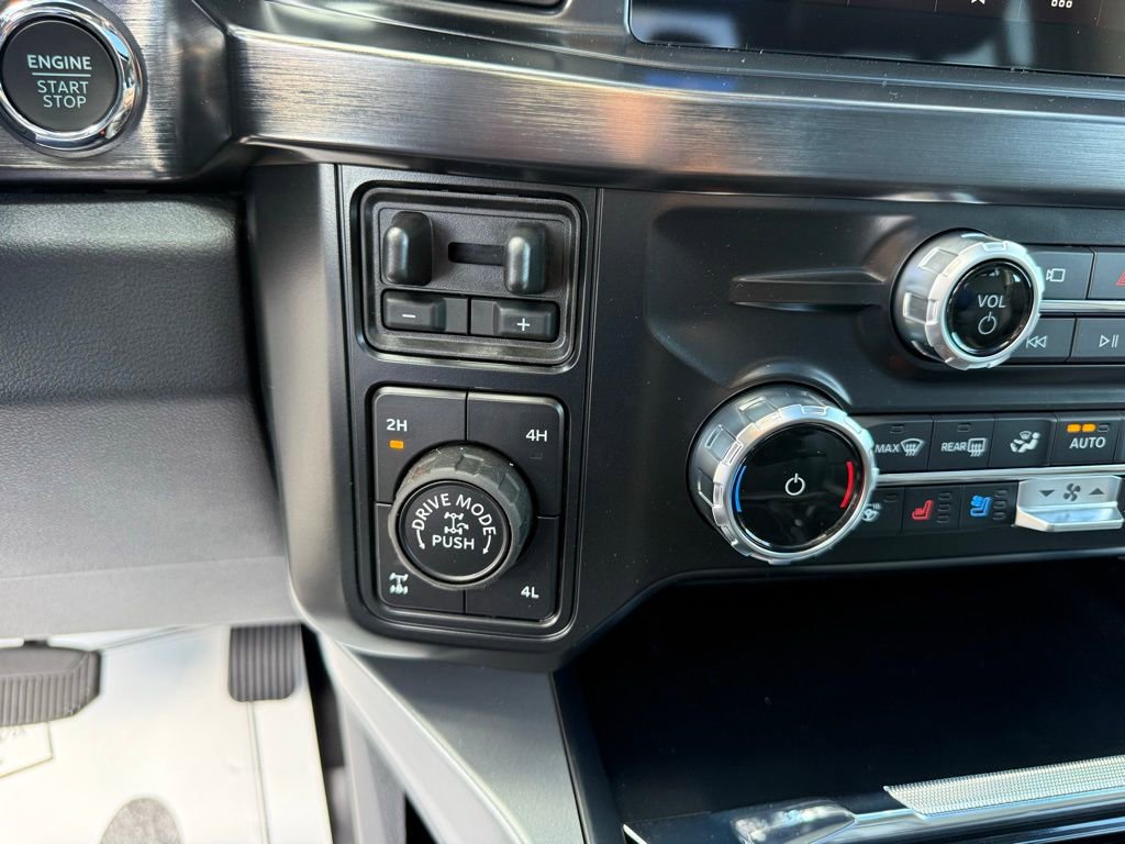 New 2026 Ford F350 Lariat image 26