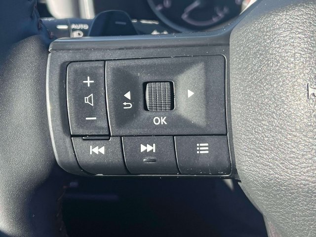 Certified 2026 Nissan Rogue SV AWD/4WD image 21