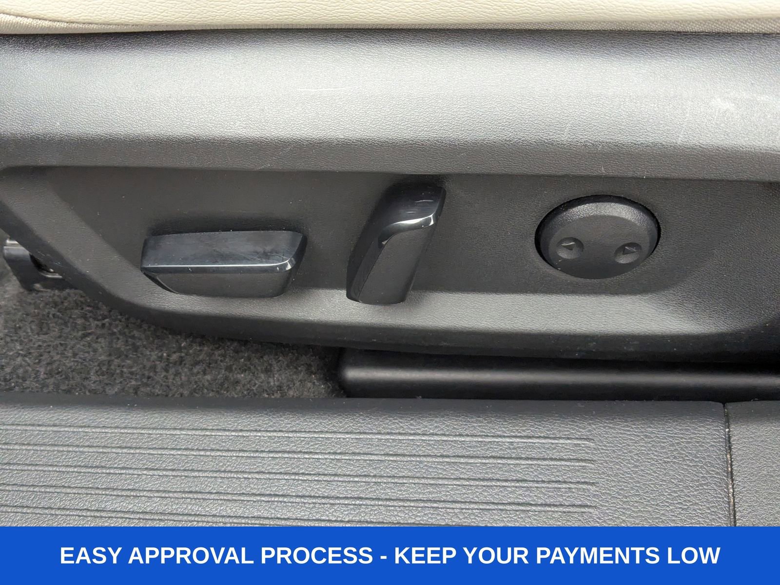 Used 2024 Nissan Rogue SL image 23