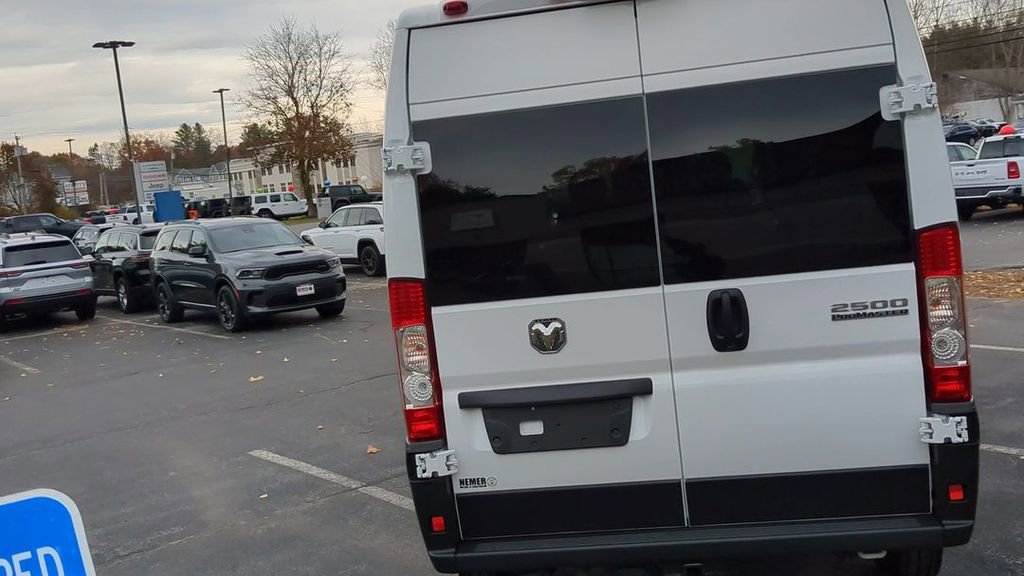 New 2026 RAM ProMaster 2500 w/ Cold Weather Group image 9
