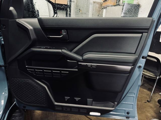 Used 2025 Toyota 4Runner TRD Off-Road image 15