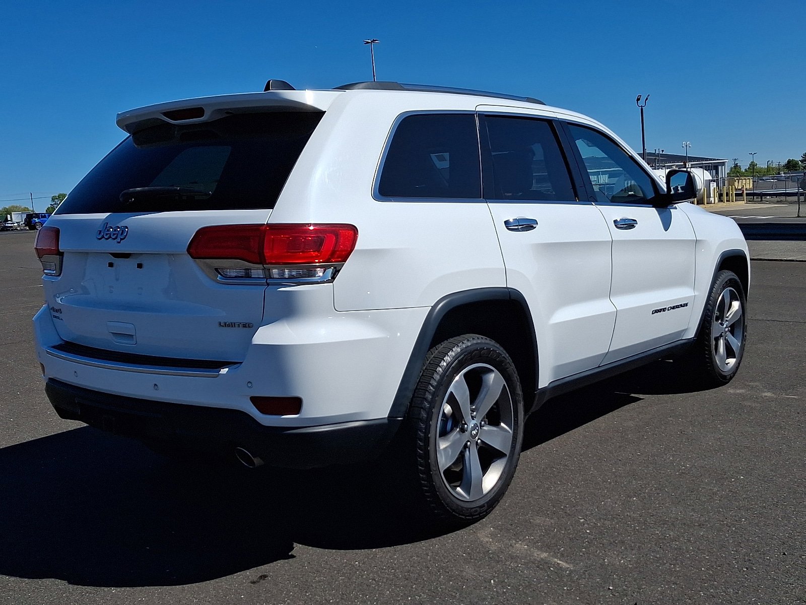 Used 2016 Jeep Grand Cherokee Limited w/ Trailer Tow Group IV AWD/4WD image 6