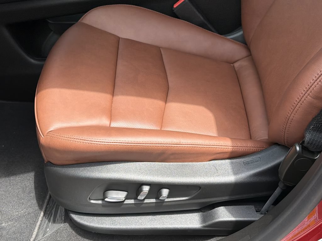 New 2026 Cadillac XT5 Premium Luxury w/ Driver Assist Package FWD image 22