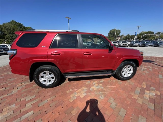 Used 2020 Toyota 4Runner SR5 image 31