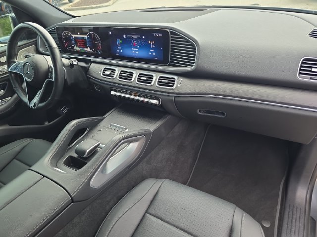 Used 2024 Mercedes-Benz GLE 450e 4MATIC image 12