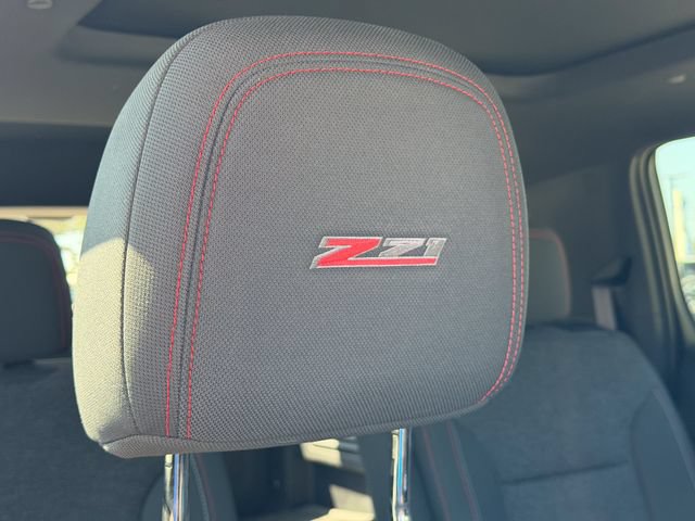 Used 2024 Chevrolet Traverse Z71 w/ Enhanced Driving Package AWD/4WD image 18