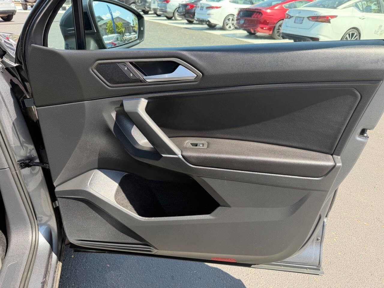 Used 2020 Volkswagen Tiguan S AWD/4WD image 30
