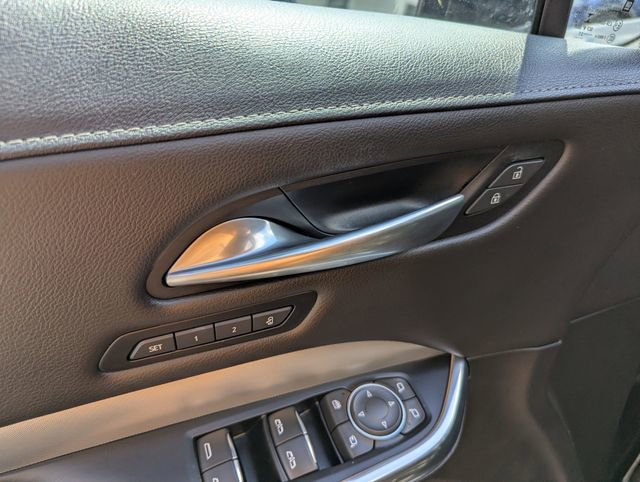 Used 2021 Cadillac XT4 Premium Luxury image 19