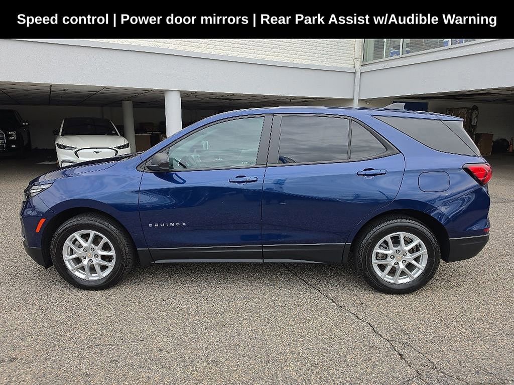 Used 2023 Chevrolet Equinox LS w/ LS Convenience Package AWD/4WD image 6