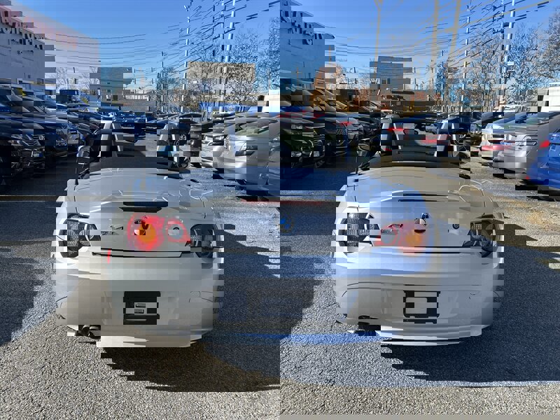 Used 2003 BMW Z4 3.0i image 12