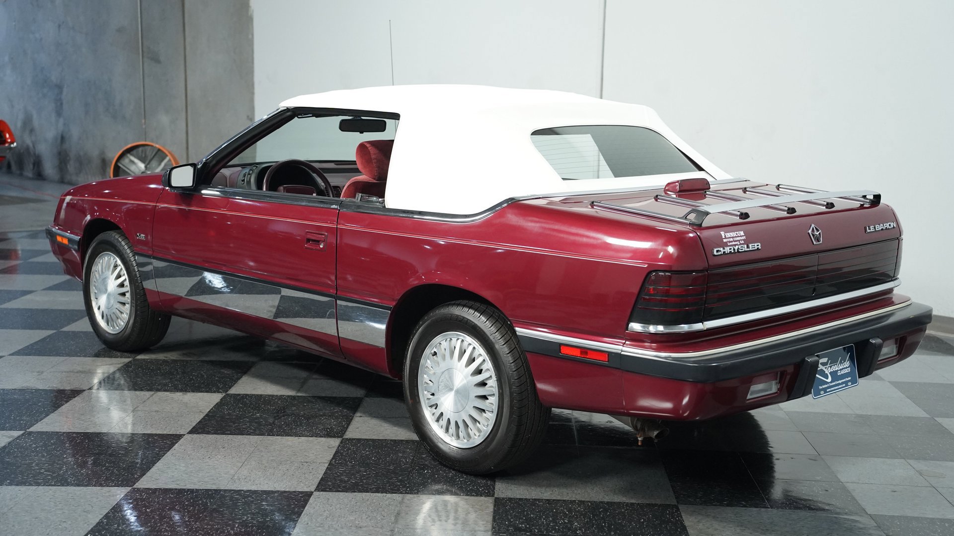 Used 1991 Chrysler LeBaron Convertible FWD image 7