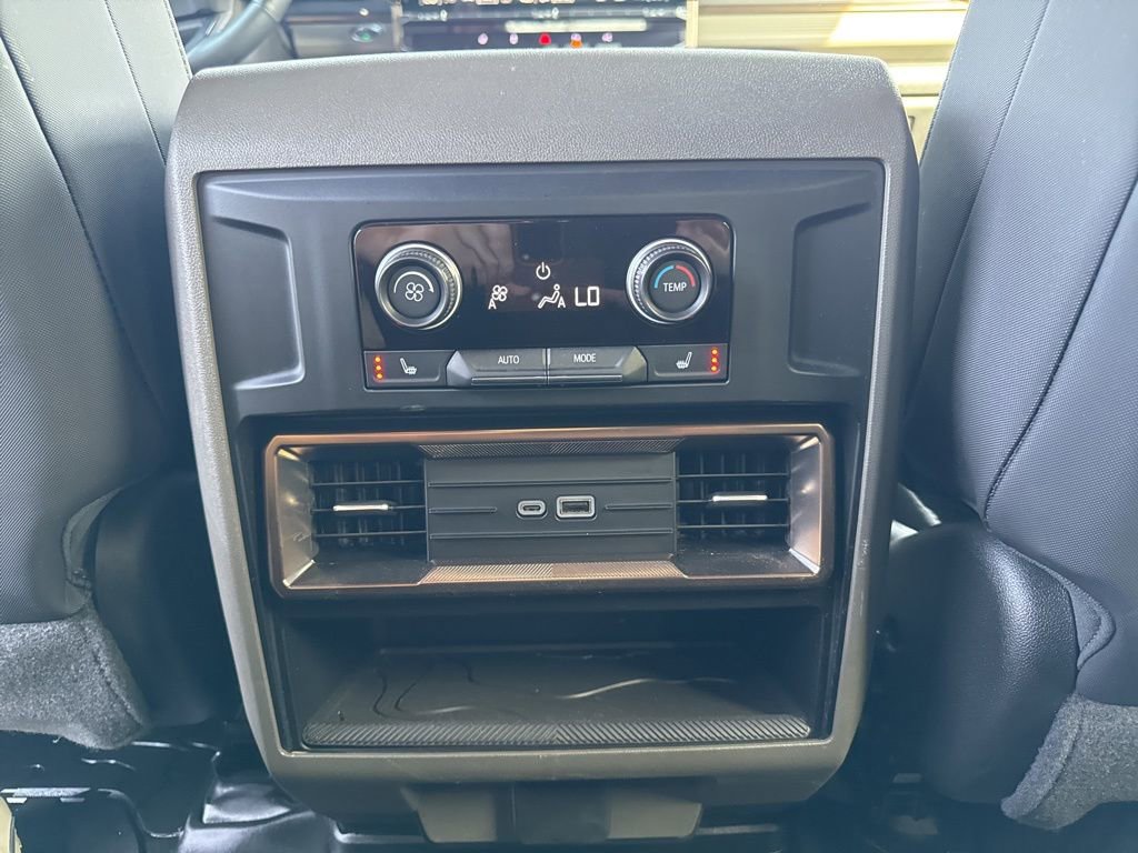 Used 2025 GMC Hummer EV 2X w/ LPO, Sport Package image 13