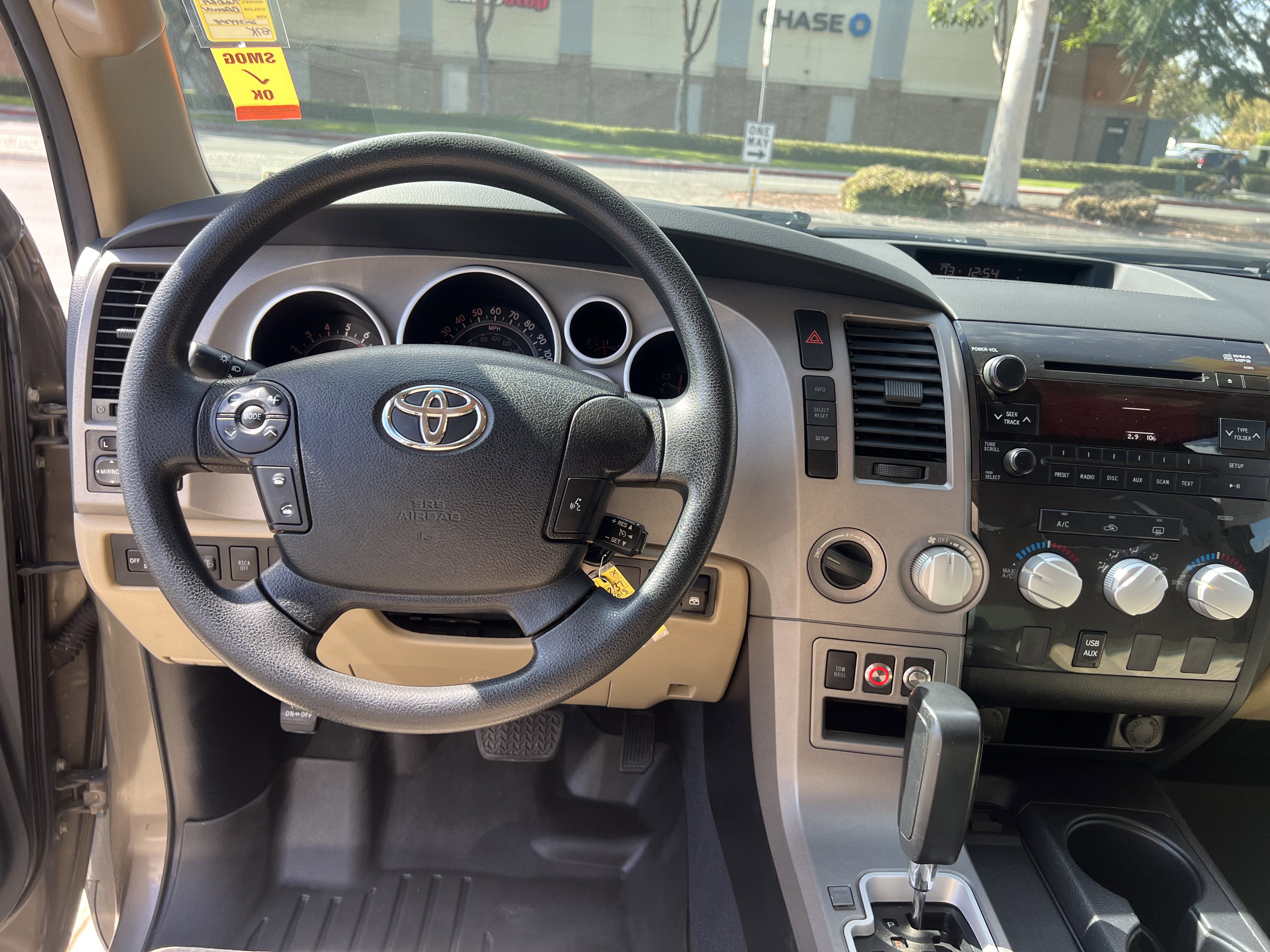 Used 2013 Toyota Tundra 4x4 CrewMax w/ SR5 Pkg image 24