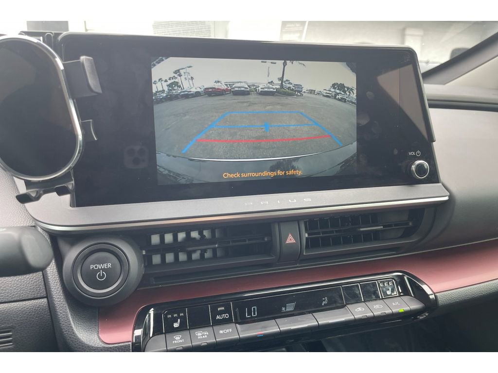 Used 2026 Toyota Prius Plug-In Hybrid FWD image 27