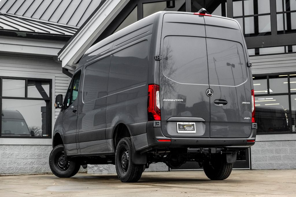 New 2026 Mercedes-Benz Sprinter 2500 image 2