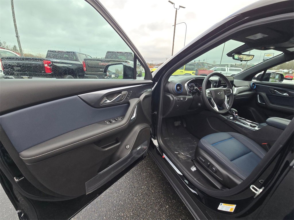 New 2026 Chevrolet Blazer RS w/ Driver Confidence II Package image 16