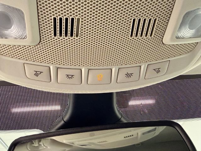 Used 2020 Ford Edge SEL w/ Convenience Package AWD/4WD image 29