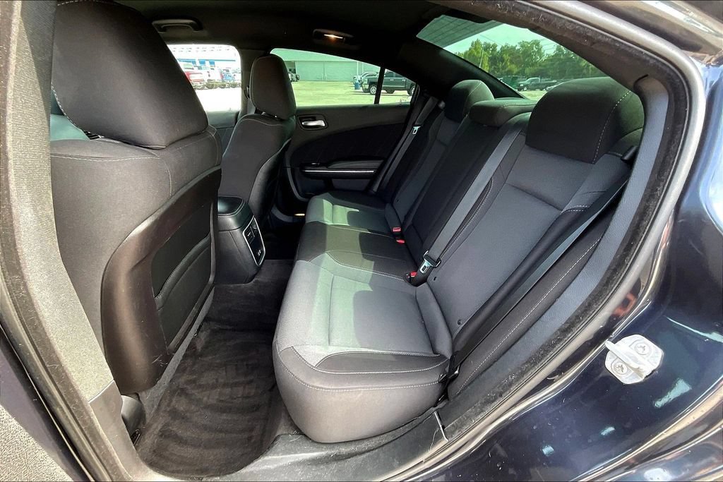 Used 2018 Dodge Charger SXT Plus RWD image 7