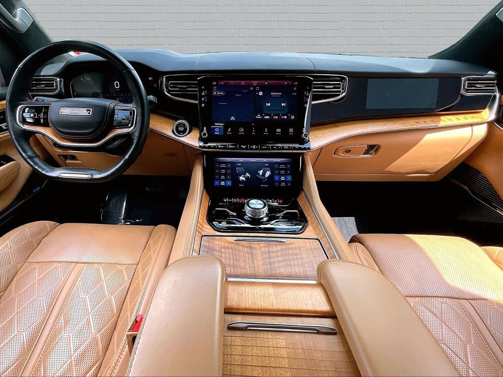 Used 2022 Jeep Grand Wagoneer Series III w/ Flexible Seating Group AWD/4WD image 7