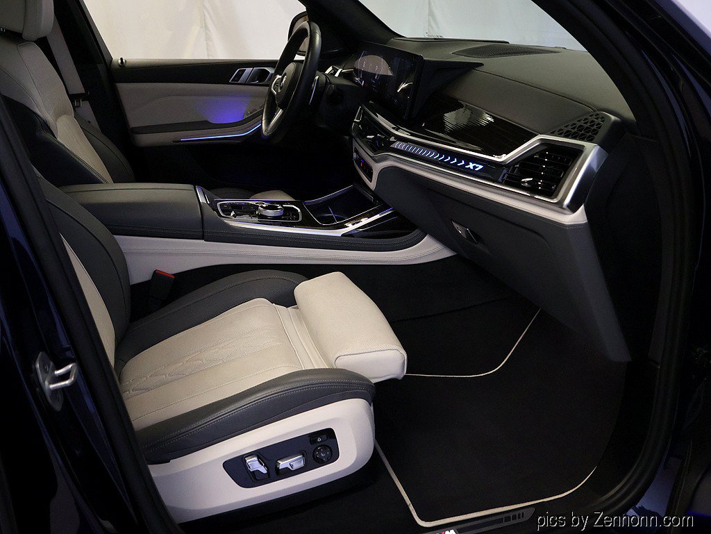 Certified 2025 BMW X7 xDrive40i AWD/4WD image 38