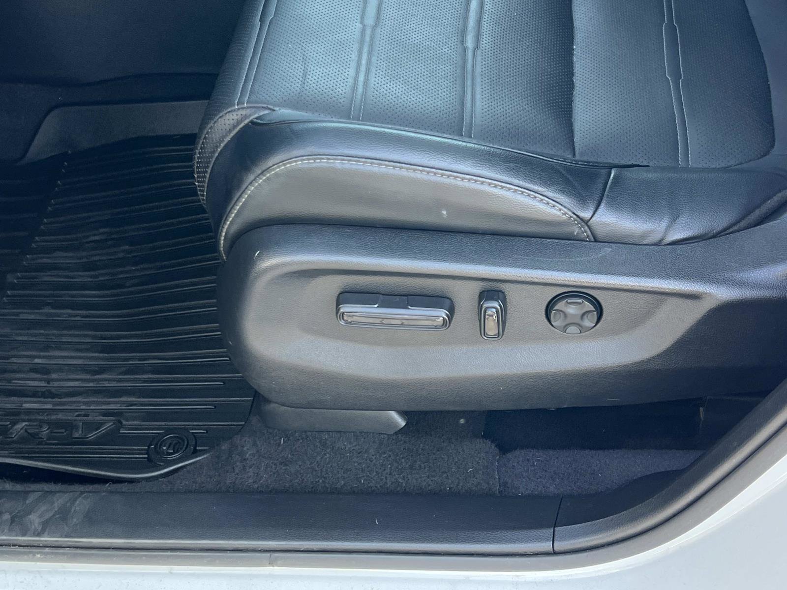 Used 2022 Honda CR-V EX-L image 17