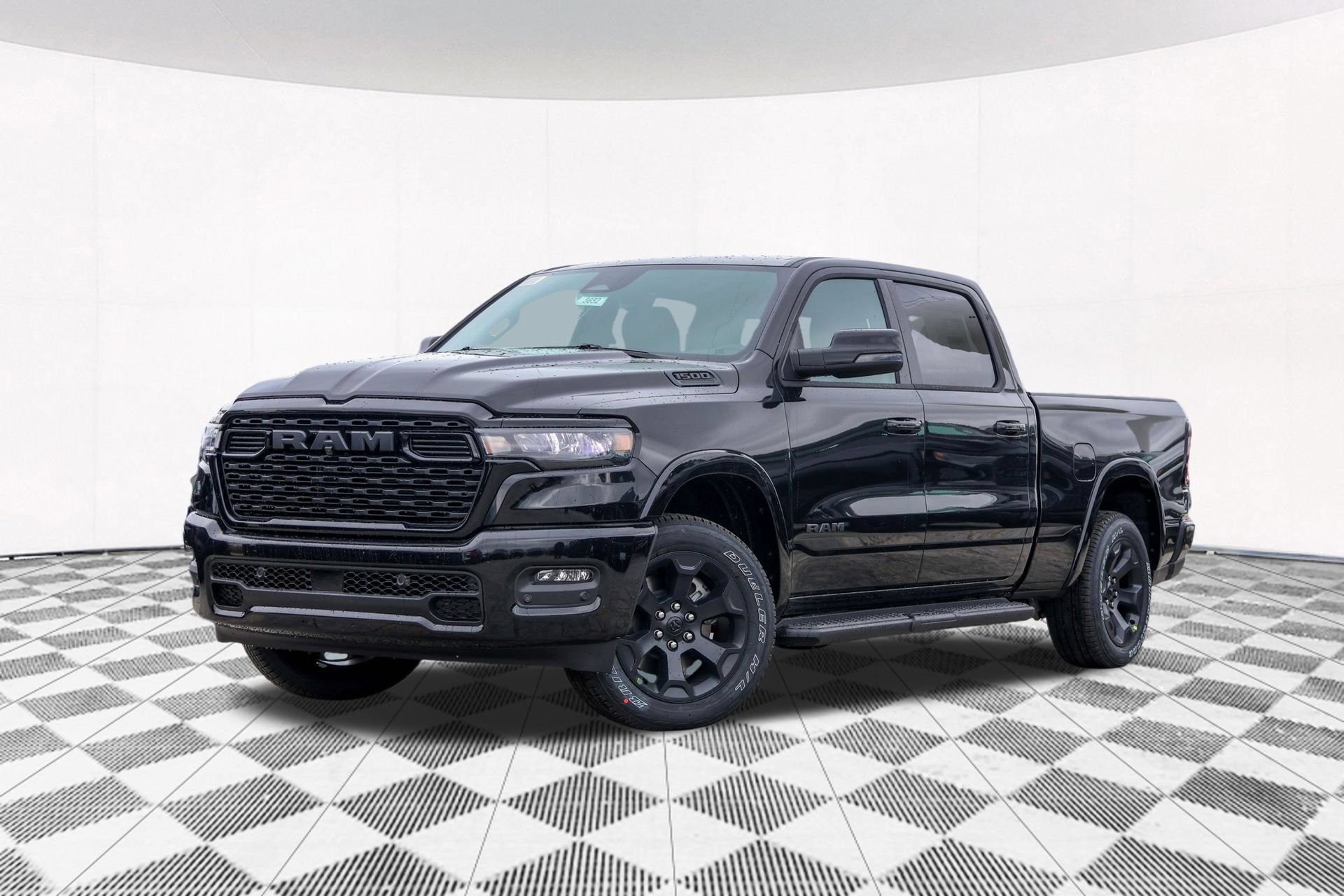 New 2026 RAM 1500 4x4 Crew Cab image 2