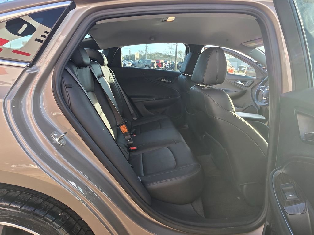 Used 2024 Chevrolet Malibu LT image 14