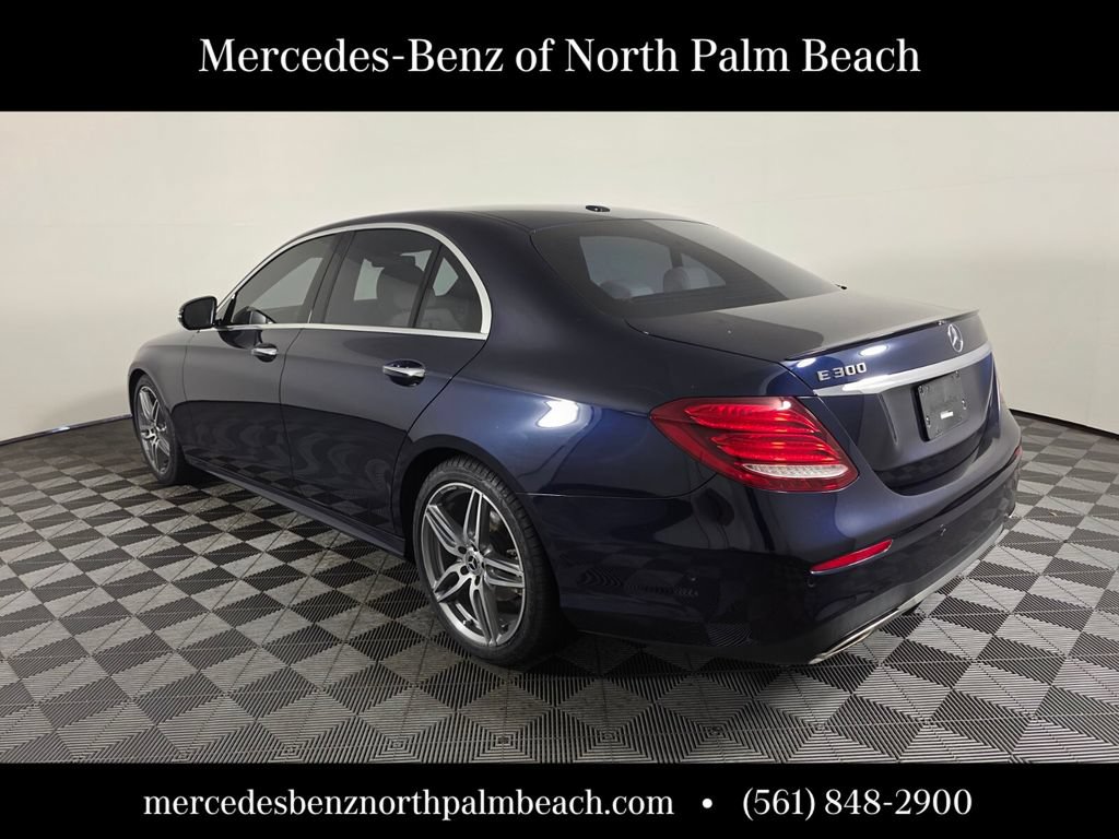 Used 2018 Mercedes-Benz E 300 image 4