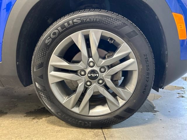 Used 2022 Kia Seltos S FWD image 11