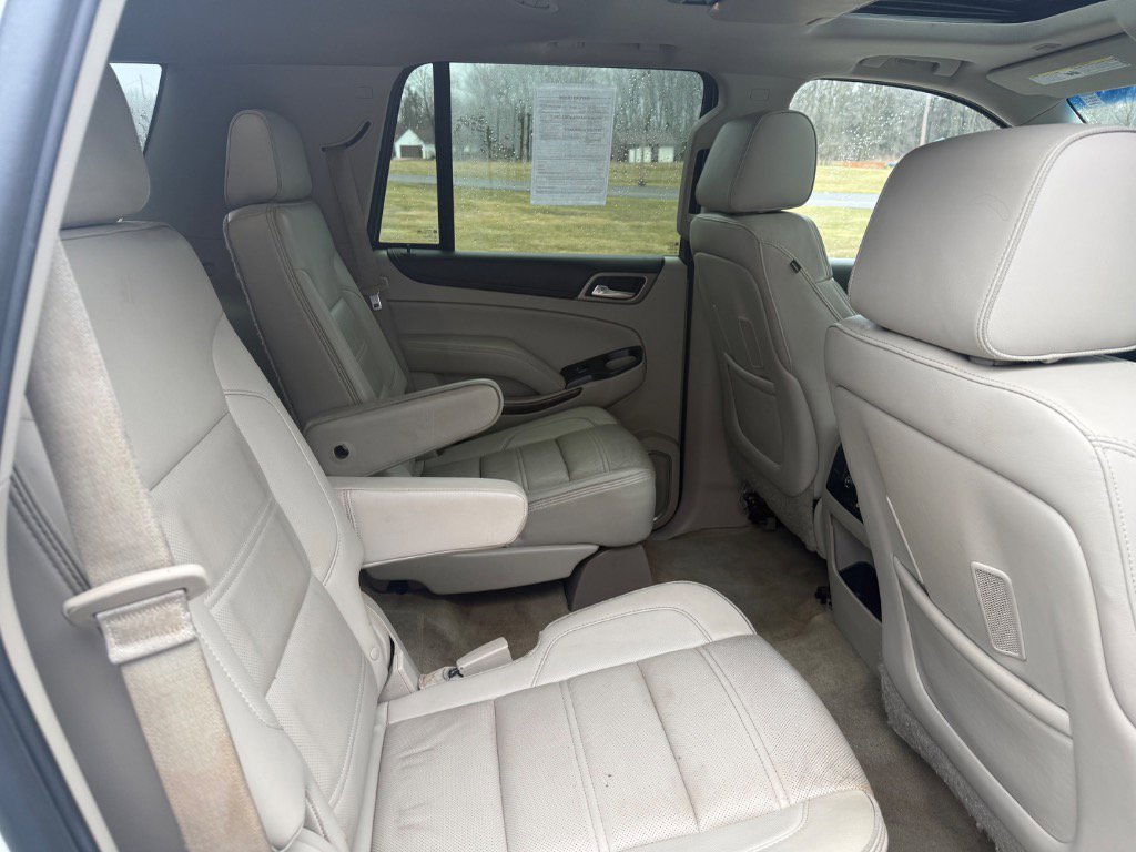 Used 2015 GMC Yukon Denali w/ Premium Package image 9
