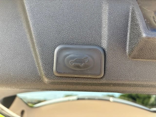 Used 2017 Chevrolet Traverse Premier AWD/4WD image 18
