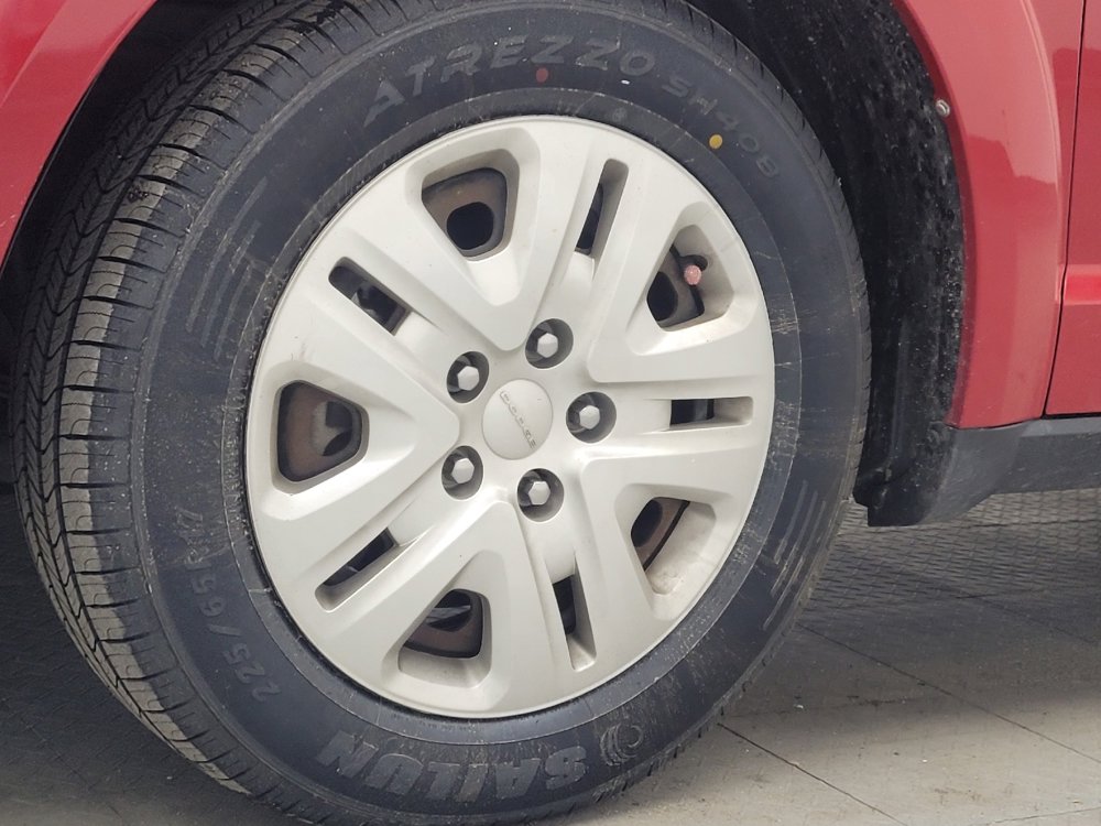 Used 2020 Dodge Journey SE w/ SE Popular Equipment Group image 31