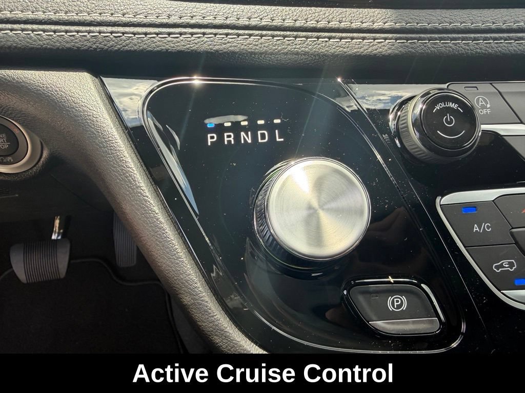 New 2027 Chrysler Pacifica Select w/ Family Tech Group FWD image 16