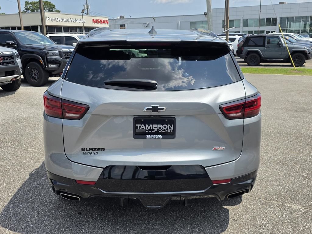 Used 2023 Chevrolet Blazer RS w/ Driver Confidence II Package FWD image 4