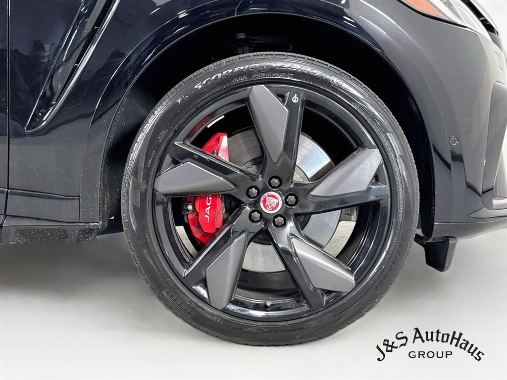 Used 2022 Jaguar F-PACE SVR AWD/4WD image 39