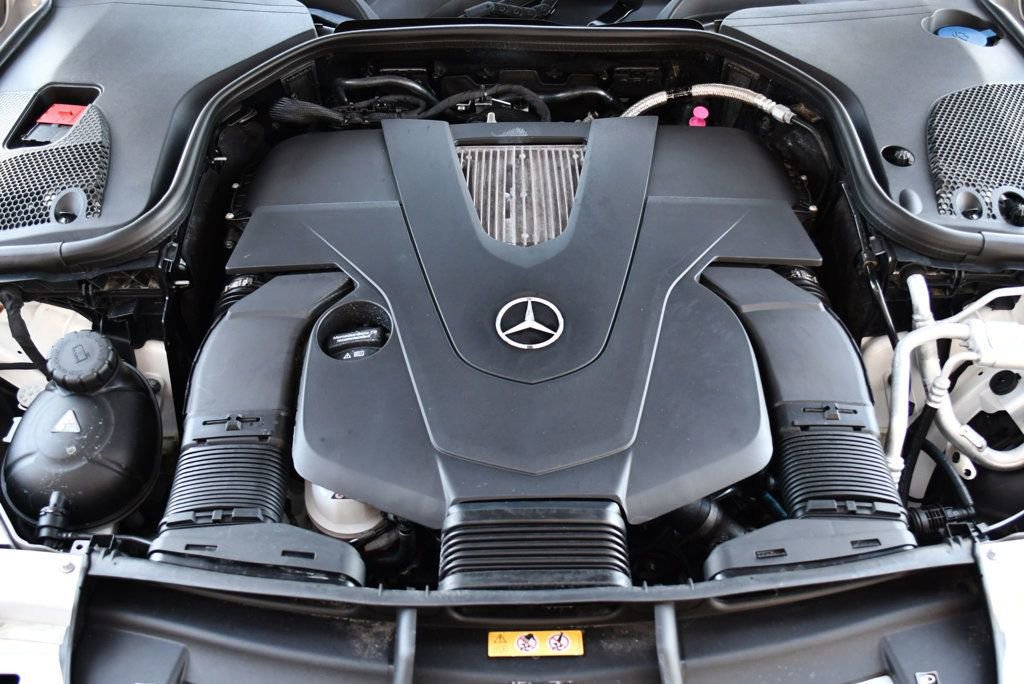 Used 2018 Mercedes-Benz E 400 4MATIC Coupe image 61