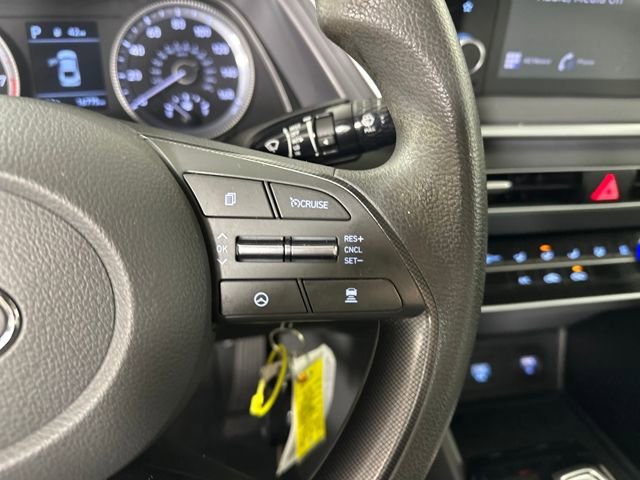 Used 2022 Hyundai Sonata SE image 16