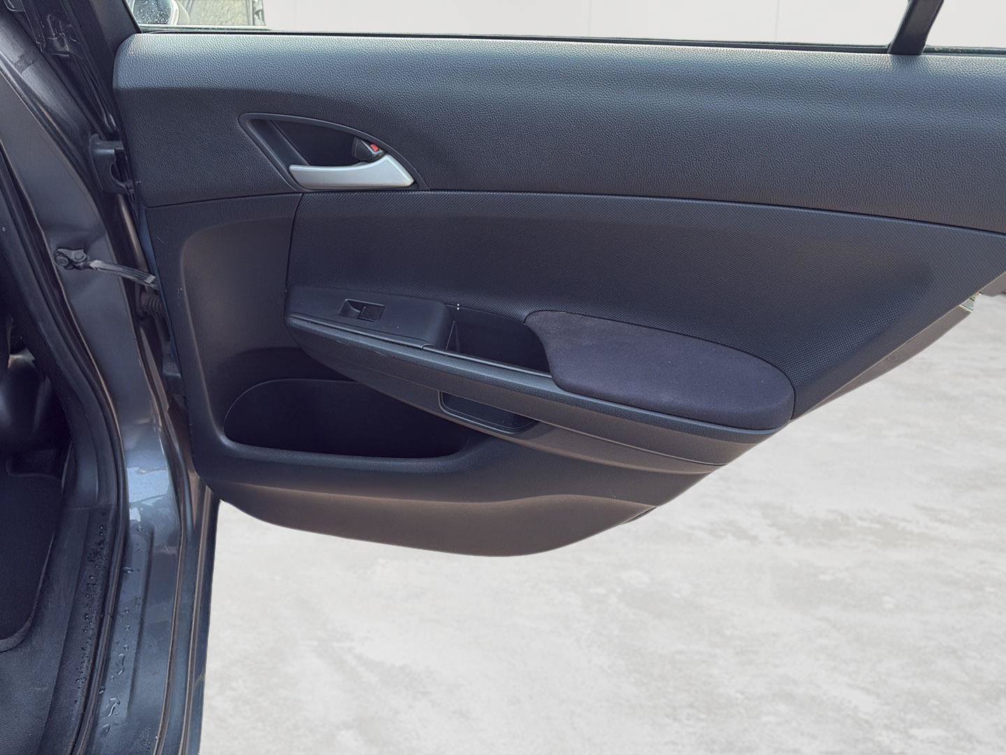 Used 2012 Honda Accord LX image 21