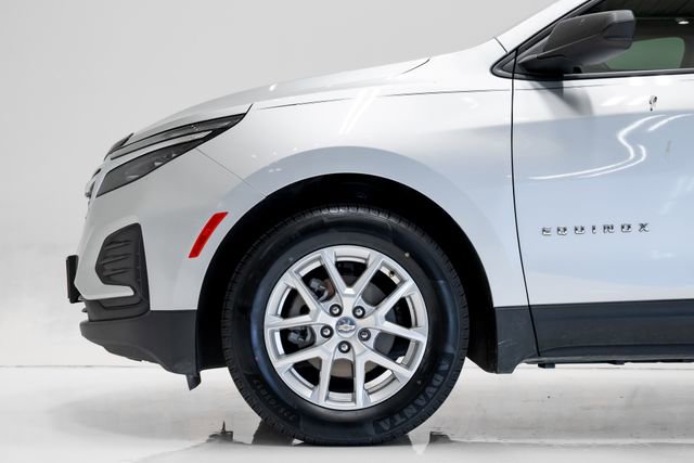 Used 2022 Chevrolet Equinox LS w/ LS Convenience Package image 27