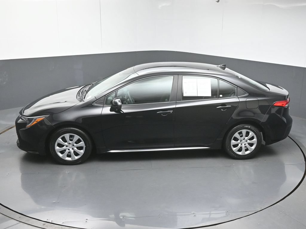 Used 2023 Toyota Corolla LE FWD image 41