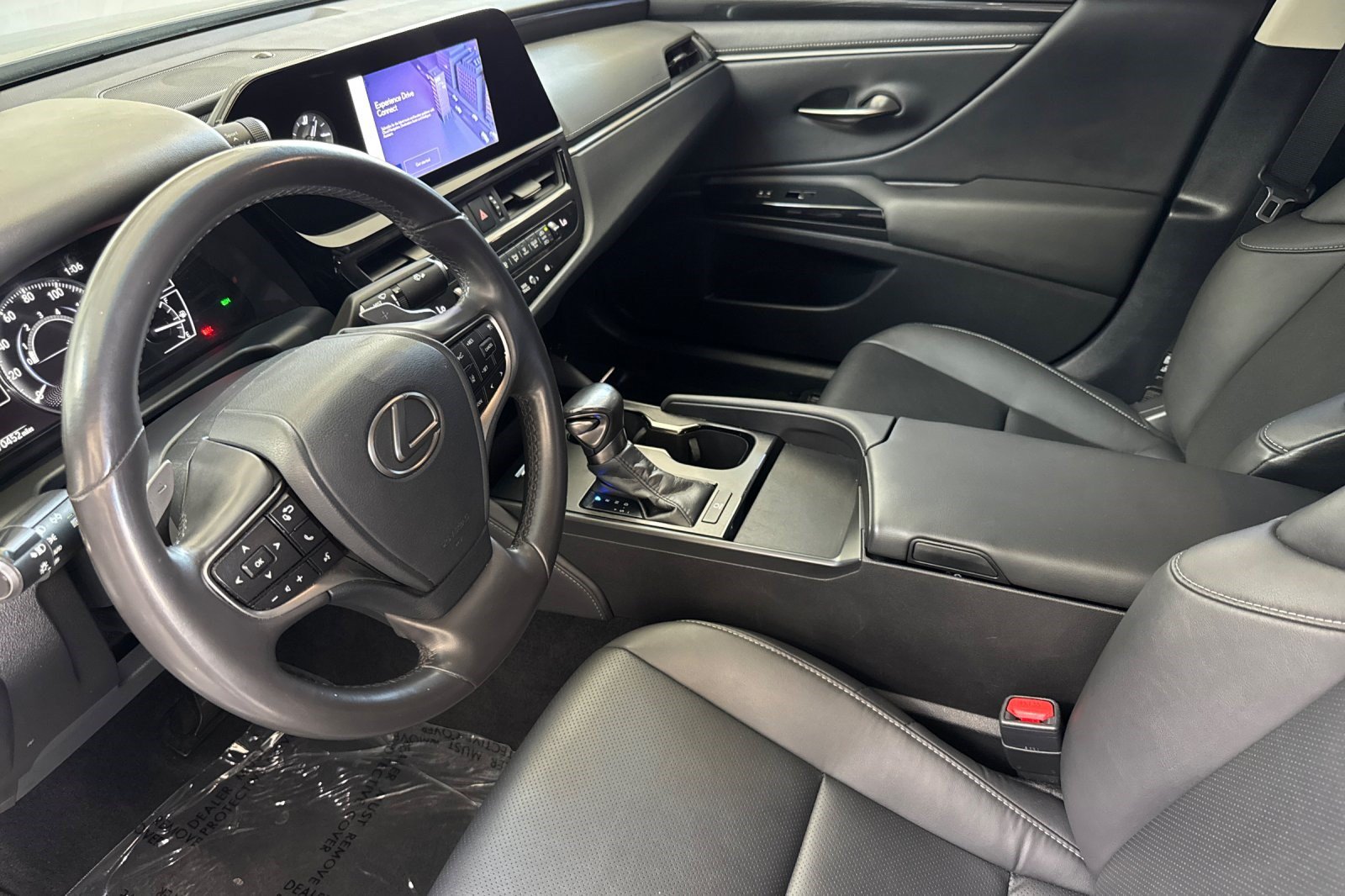 Used 2024 Lexus ES 350 w/ Accessory Package (Z1) FWD image 11