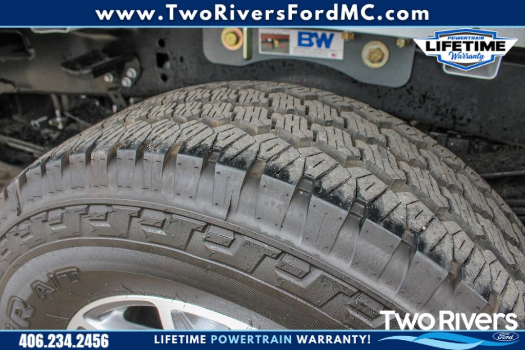 Used 2025 Ford F350 Lariat w/ FX4 Off-Road Package image 12