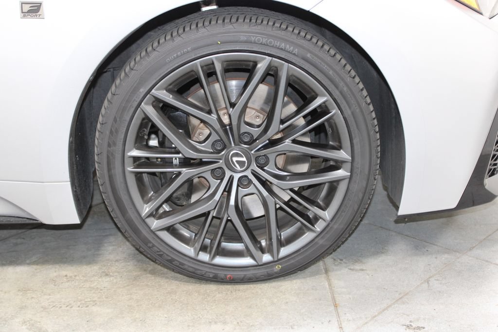 Used 2024 Lexus IS 500 RWD image 13