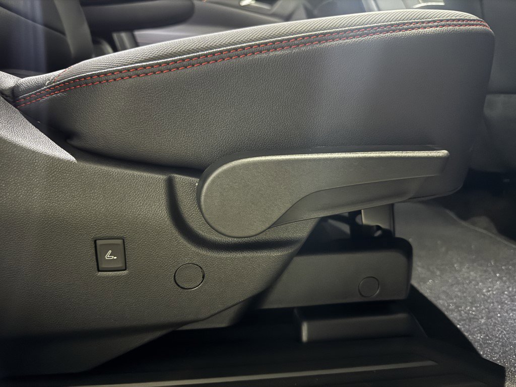 New 2026 Chevrolet Traverse RS image 88