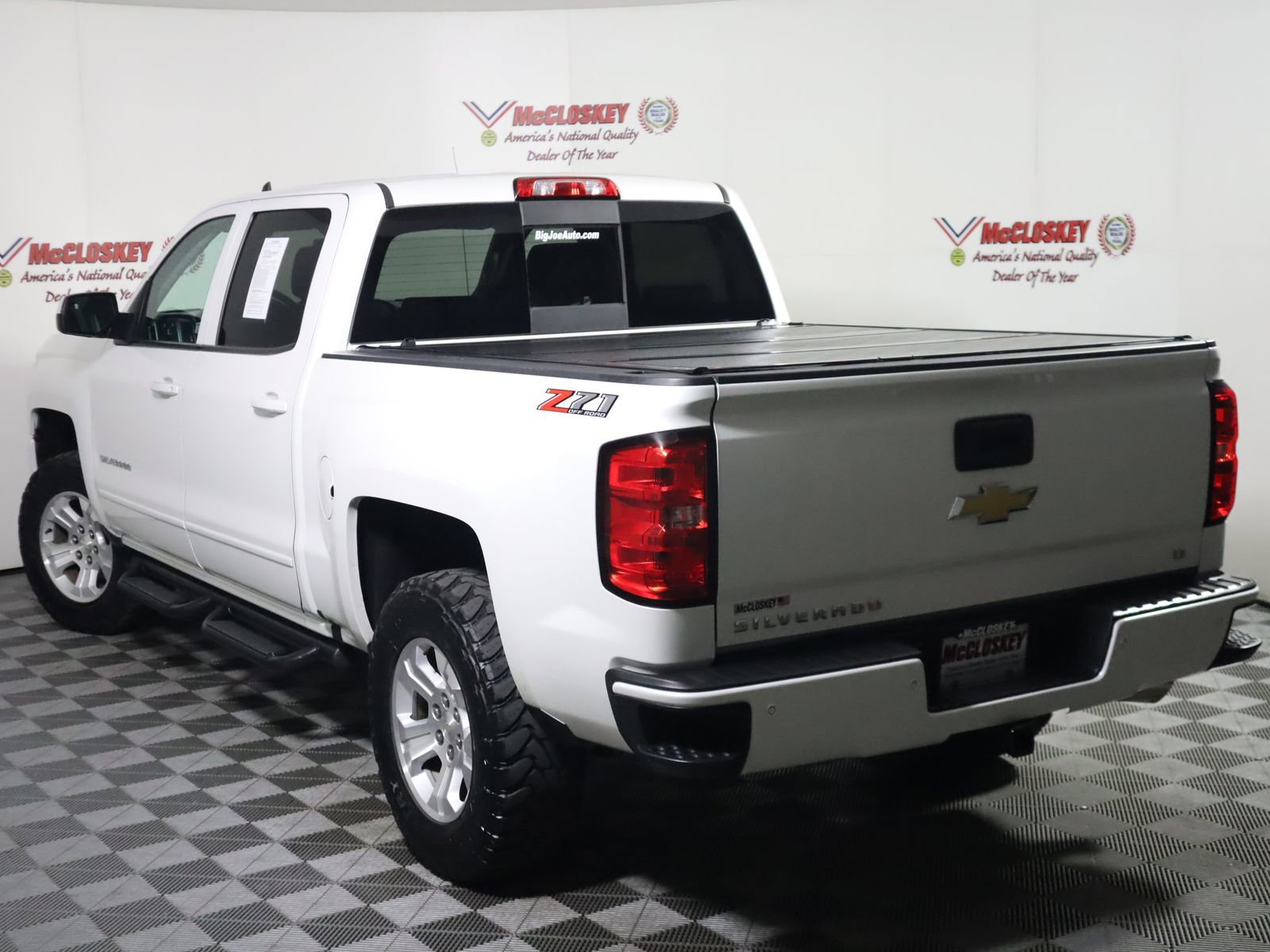 Used 2018 Chevrolet Silverado 1500 LT w/ All Star Edition AWD/4WD image 11