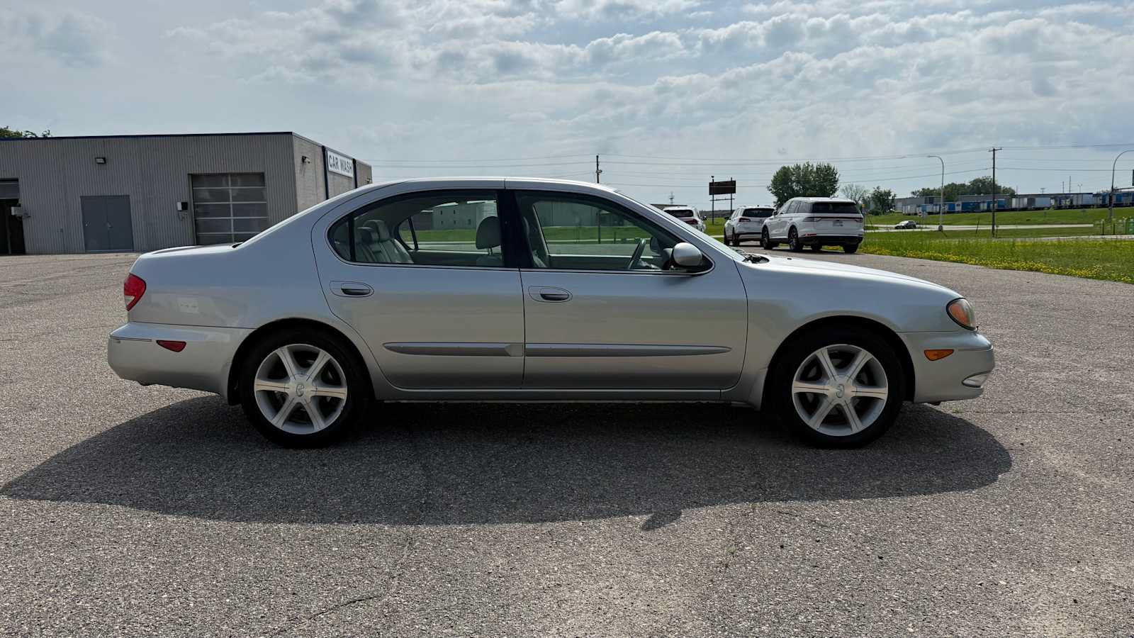 Used 2003 INFINITI I35 w/ Sunroof & Sunshade Pkg FWD image 3